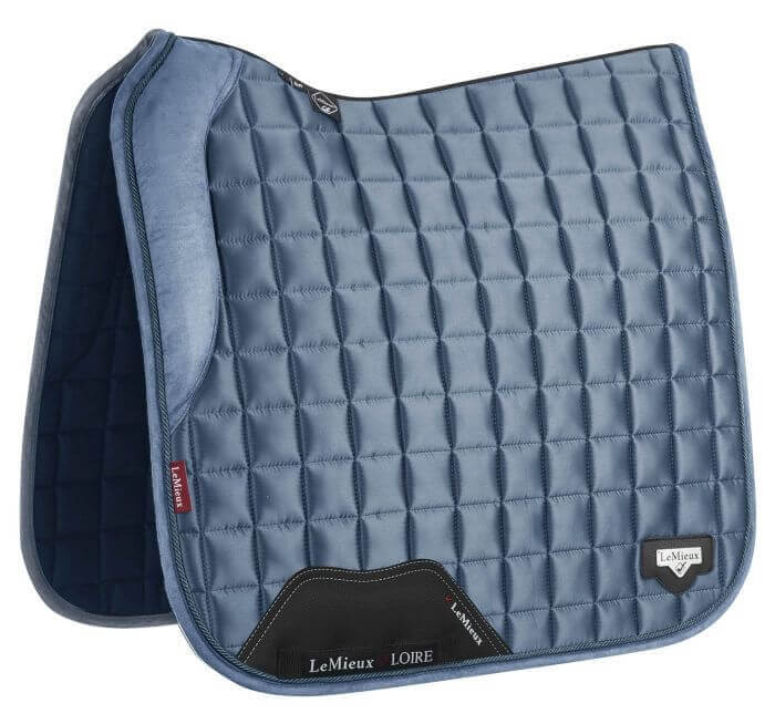 LeMieux Schabracke LM Loire Memory Satin Dressage Square Dressurschabracke LeMieux Schabracke LM Loire Memory Satin Dressage Square Dressurschabracke